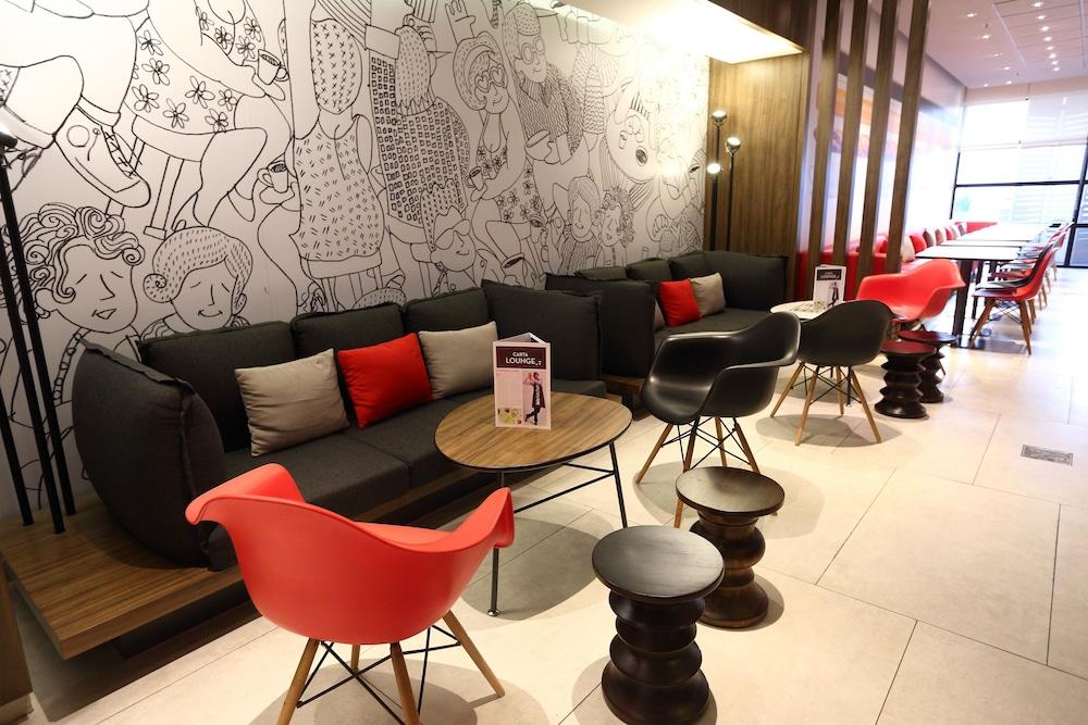 Hotel ibis Buenos Aires Obelisco Exterior foto
